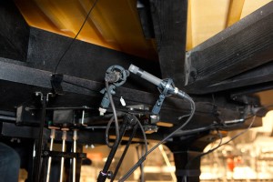 The couple of Schoeps used for picking up Julien Clerc's piano – a Yamaha Silent – “in the air”. A pair of Yamahiko sensors add extra bass and, in case of emergency, there is the possibility to switch on the electronics.