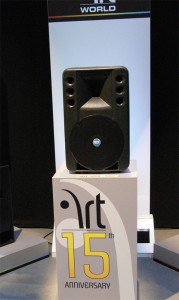 RCF-ART-15TH La série à succès ART a quinze ans (ici l’ART300A) et continue d’évoluer.