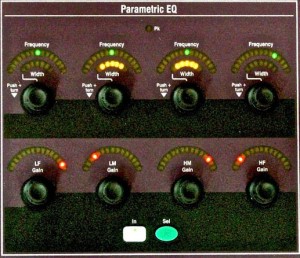 Les commandes du correcteur paramétrique 4 bandes