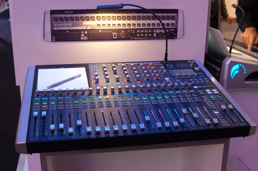 Console numérique Soundcraft SI Performer