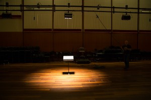 A beautiful uniform light that mimics halogen fixtures