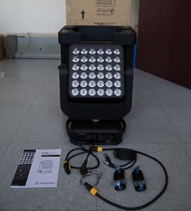 Le Magicpanel 602 et ses accessoires.