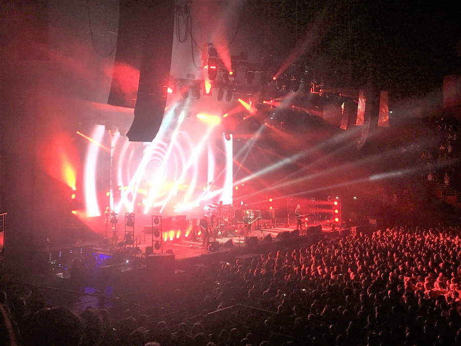 L-Acoustics Cure Tour 2016