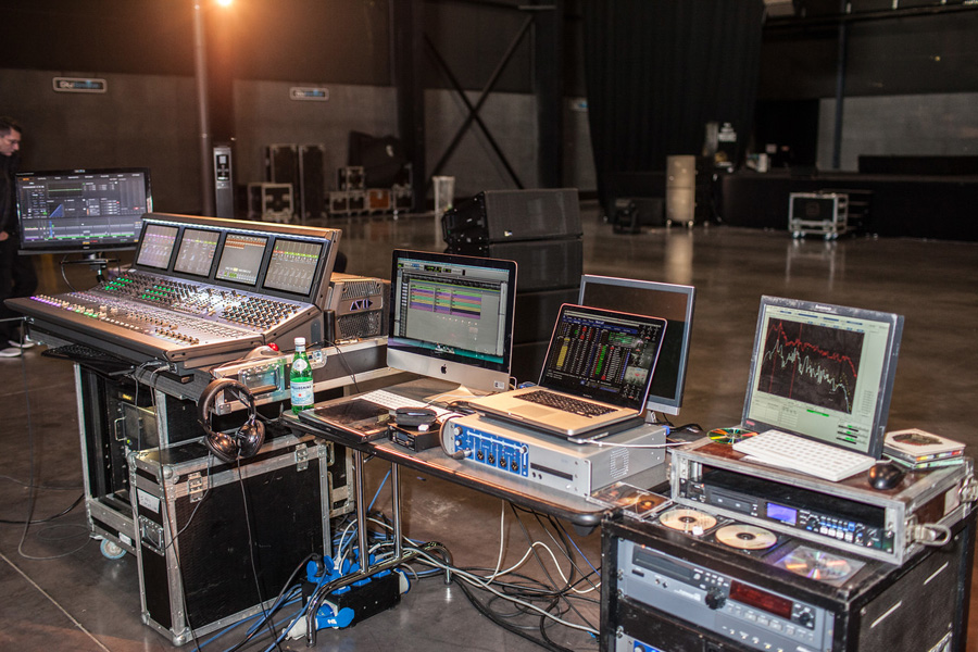 Best Audio Meyer Leopard Dushow