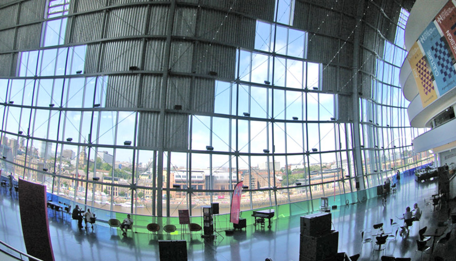 RCF HDL 6-A au Sage Gateshead
