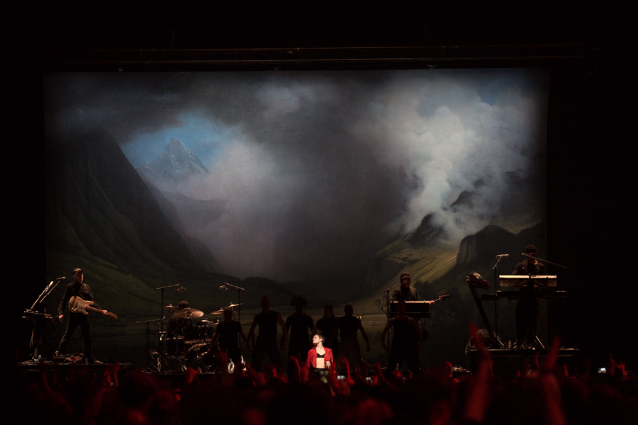 Chris AccorHotels Arena Part2