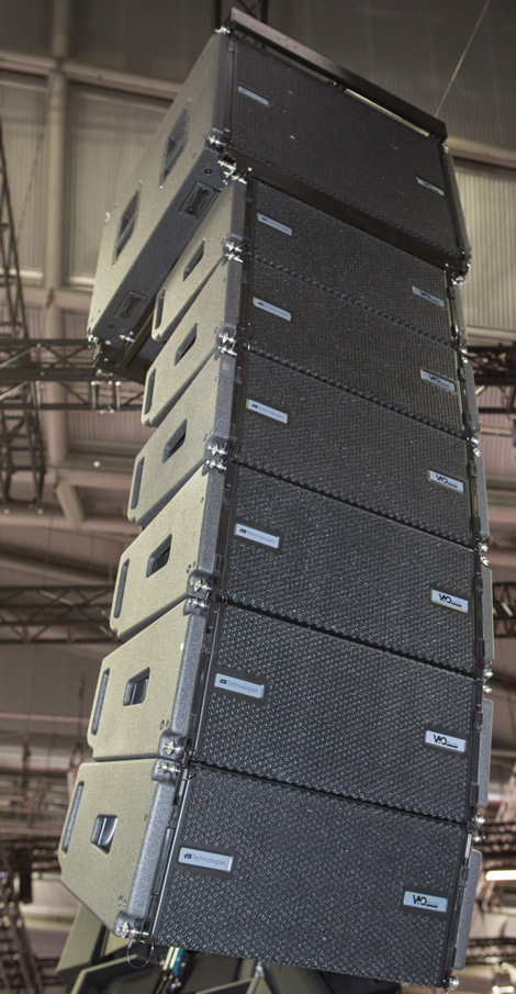 dBTechnologies line-array VIO L208