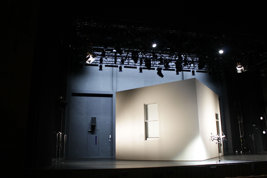 Robert Juliat National Theatre Londres