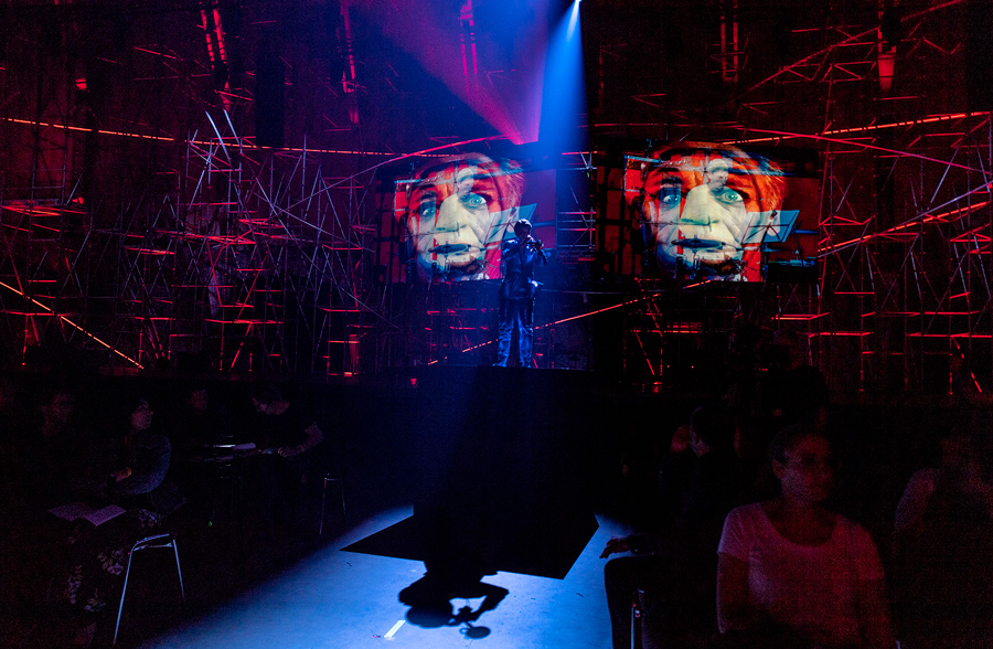 Robe T1 Aus LICHT Holland Festival 19