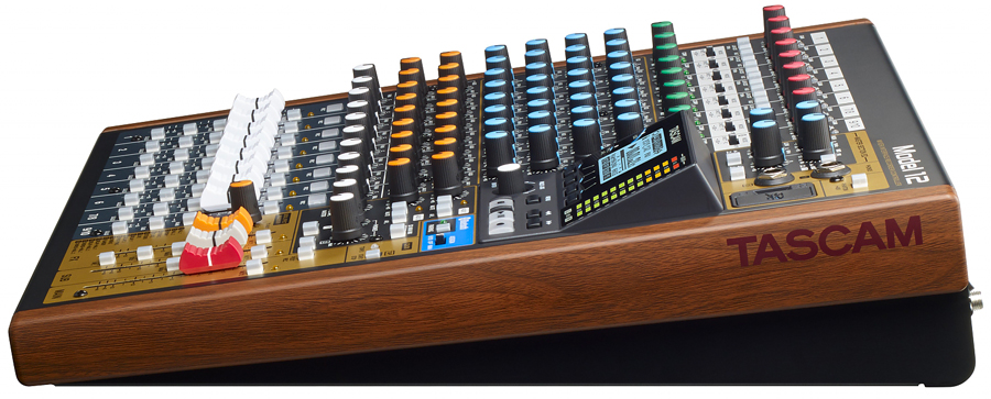 Tascam_model12_right