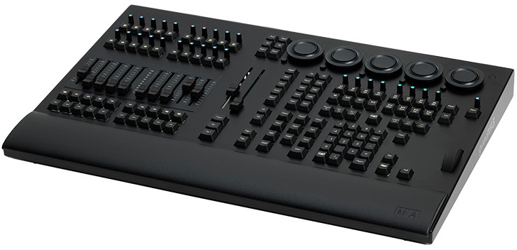GrandMA3 onPC command wing XT