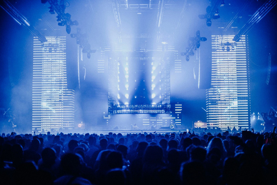 Robe-Rave-Rebels