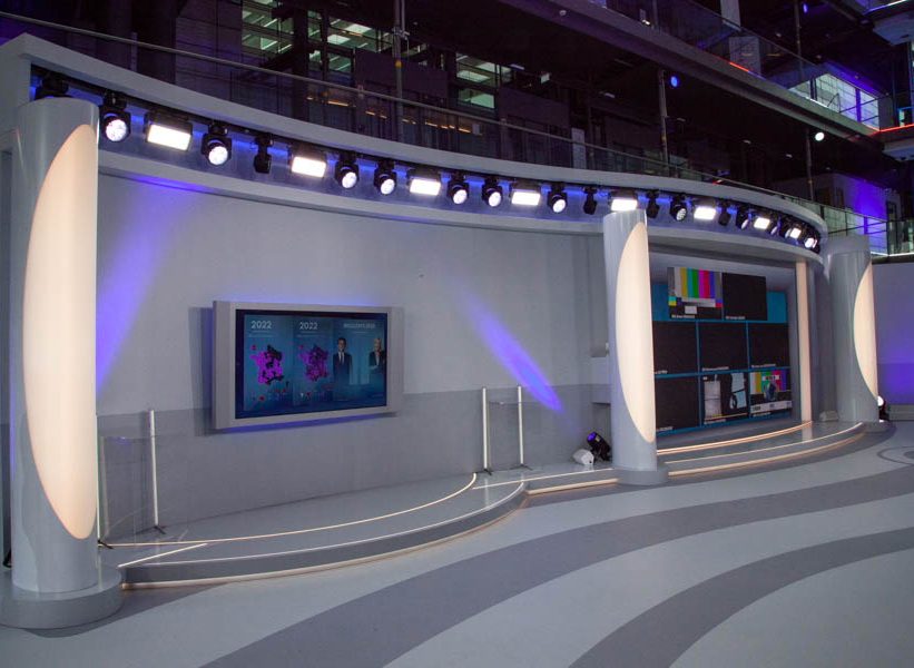 Elections_Presidentielles_France_TV_Nicolas_Usdin_Kit_Lumiere_Jardin_SGM_Q7_Martin_Mac_Aura_XB