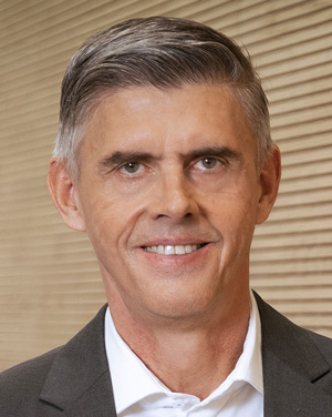 dr-matthias-erb