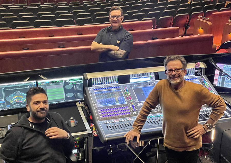 Left to right: System engineer Johnny Keirle, production manager