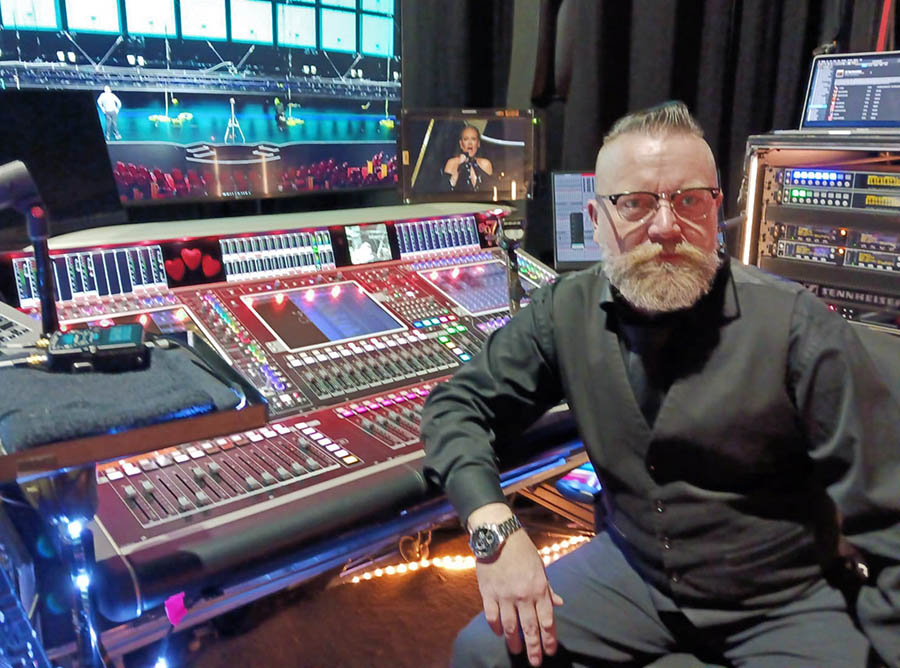 Monitor engineer Joe Campbell at the DiGiCo Quantum7