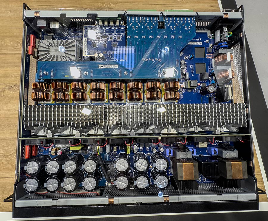 Powersoft_Unica_inside