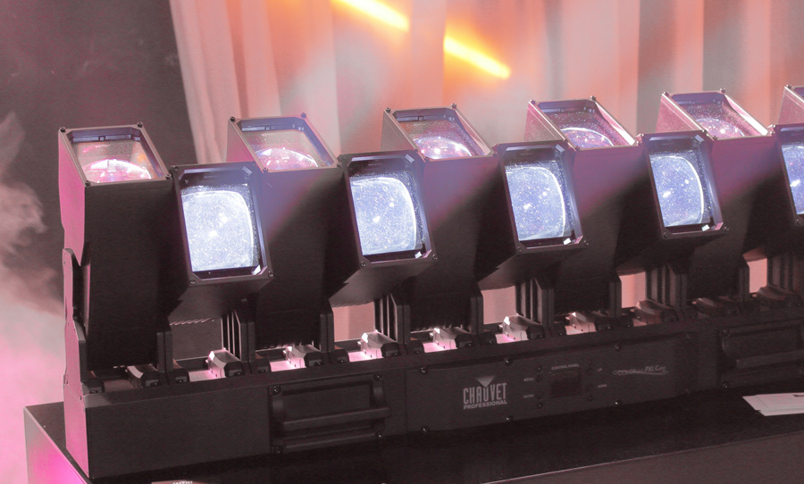 CHAUVET MAVERICK STORM 3 AND COLORADO PXL