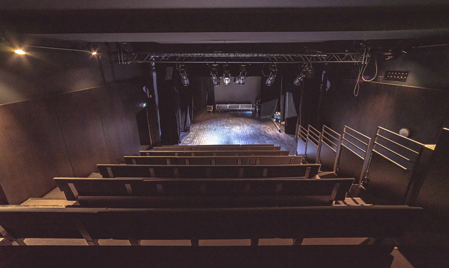 Le-OFF-Chartres-Salle2-Scene