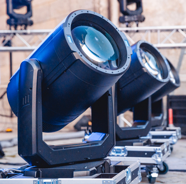 MonumentalTour-Robe-iBolt-photo-Geoffrey-Hubbel