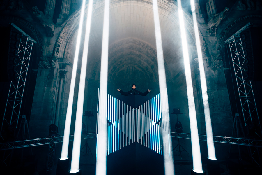 MonumentalTour-Robe-iBolt-photo-anouar_hendrix