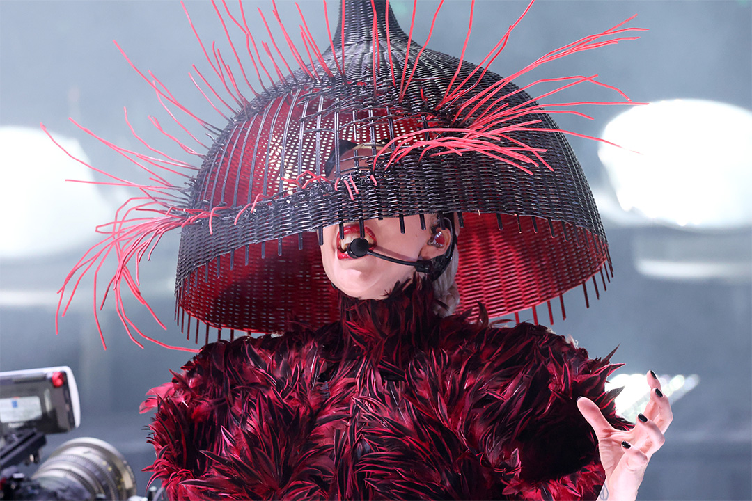 Shure-aux-Grammy_2026_Gaga