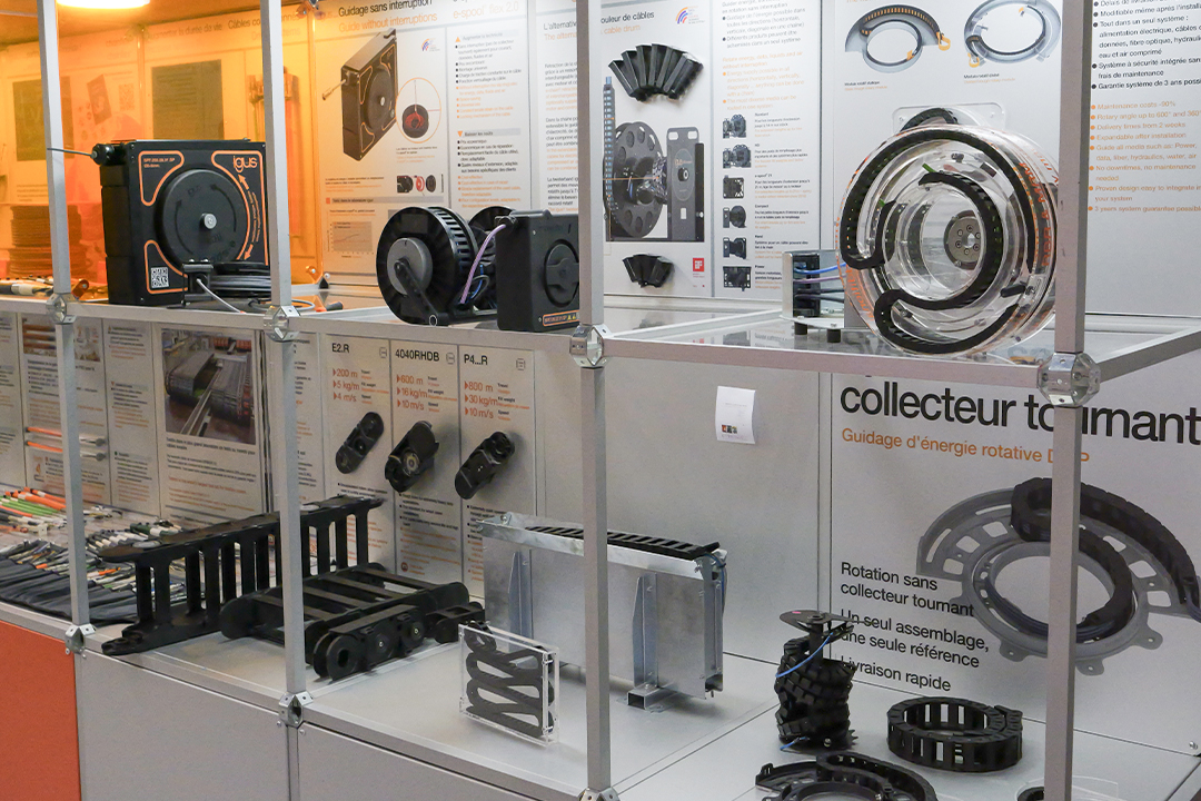 Igus collection chaines porte cables Igus collection chaines porte cables